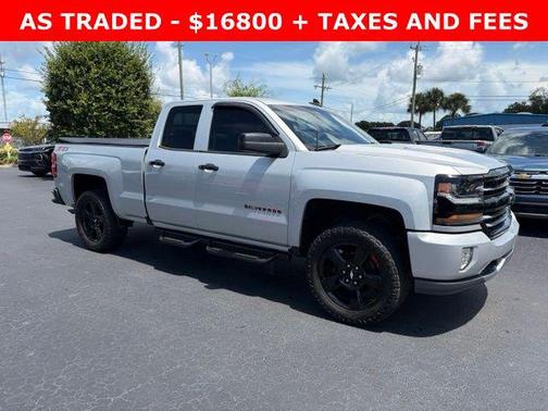 Silver Ice Metallic 2018 Chevrolet Silverado 1500 2LT