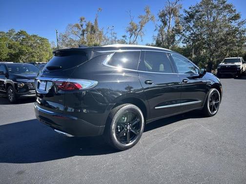 2023 Buick Enclave Essence FWD