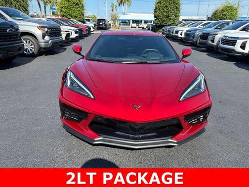 Red Mist Metallic Tintcoat 2022 Chevrolet Corvette Stingray w/2LT