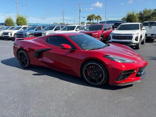 Red Mist Metallic Tintcoat 2022 Chevrolet Corvette Stingray w/2LT