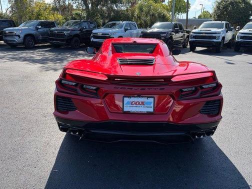 Red Mist Metallic Tintcoat 2022 Chevrolet Corvette Stingray w/2LT