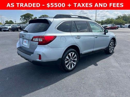 Ice Silver Metallic 2015 Subaru Outback 3.6R Limited