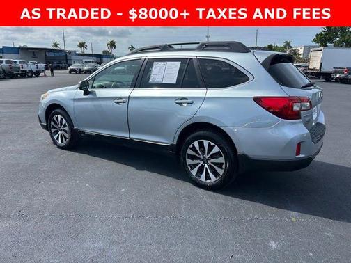 Ice Silver Metallic 2015 Subaru Outback 3.6R Limited
