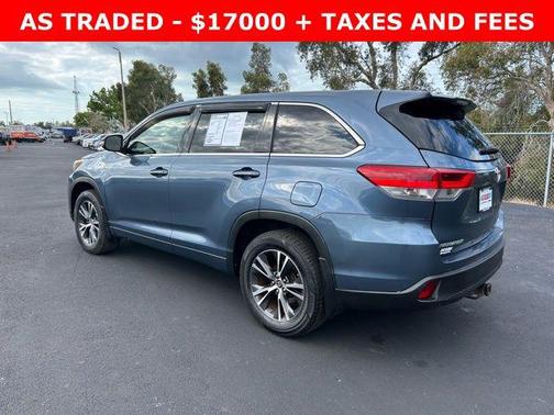 2017 Toyota Highlander LE