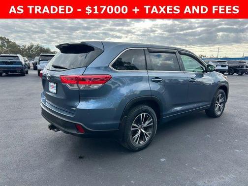 2017 Toyota Highlander LE