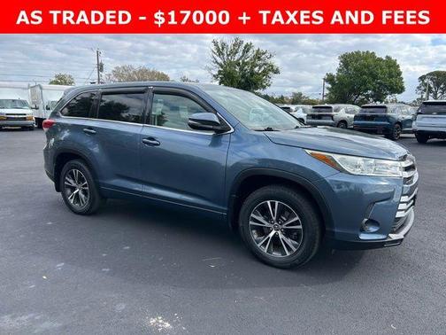 2017 Toyota Highlander LE