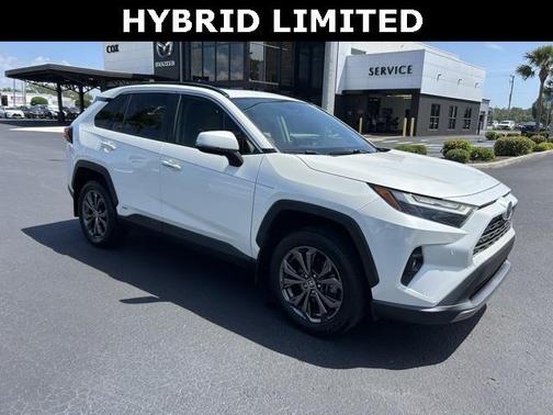 2022 Toyota RAV4 Hybrid SE