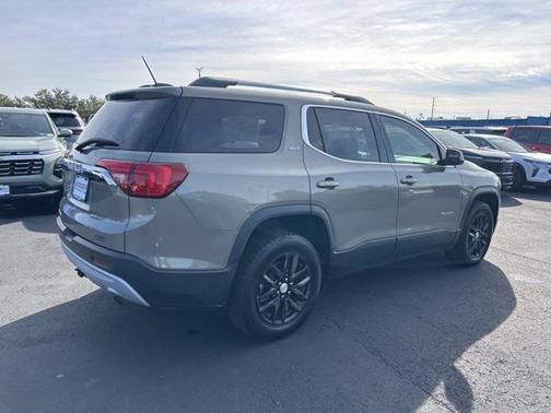 2019 GMC Acadia SLT-1