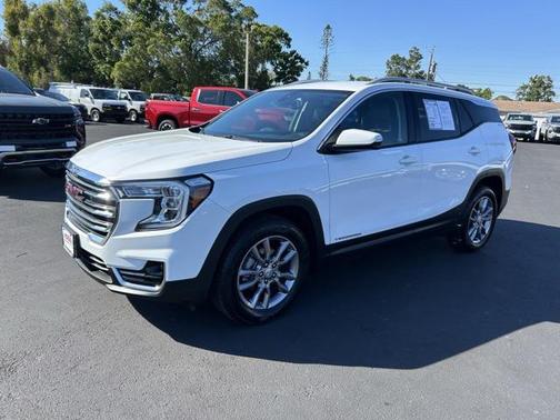 2023 GMC Terrain SLT