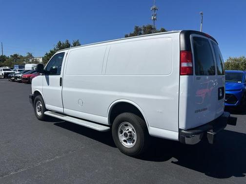 2024 GMC Savana 2500 Work Van