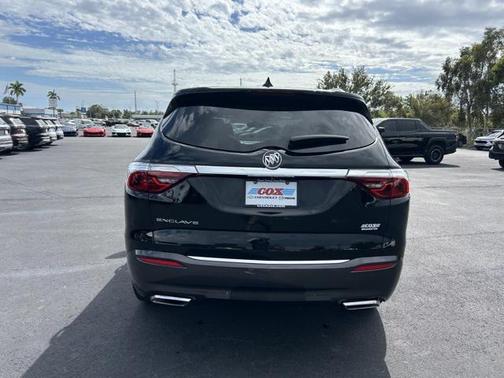 2023 Buick Enclave Essence FWD