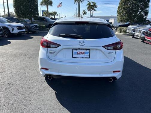 2018 Mazda Mazda3 Touring