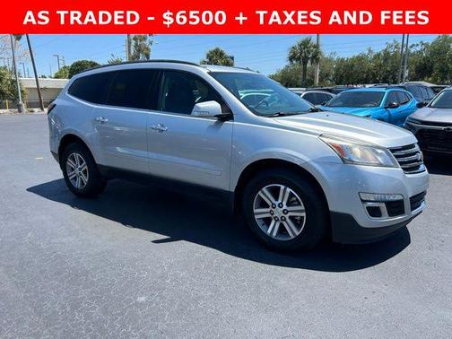 Silver Ice Metallic 2015 Chevrolet Traverse 2LT