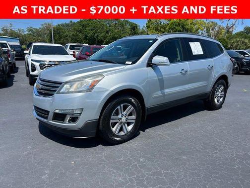 Silver Ice Metallic 2015 Chevrolet Traverse 2LT