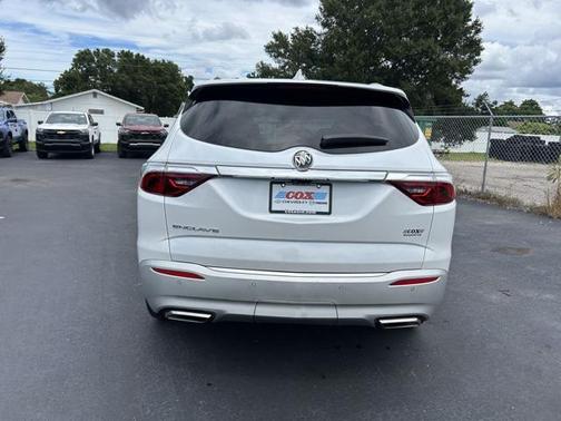 2023 Buick Enclave Premium FWD