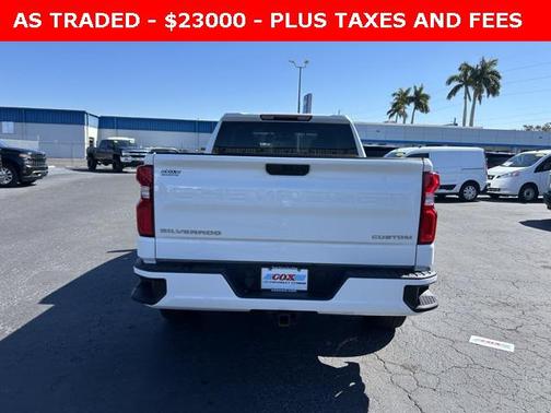 2022 Chevrolet Silverado 1500 Custom