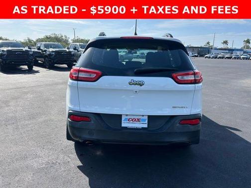 Bright White Clearcoat 2015 Jeep Cherokee Sport
