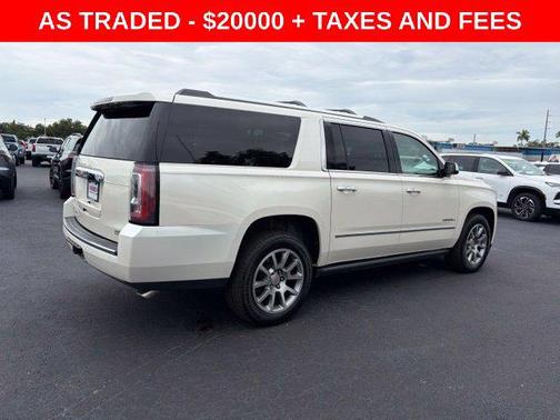 White Diamond Tricoat 2015 GMC Yukon XL 1500 Denali
