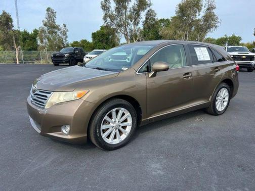 Golden 2010 Toyota Venza Base
