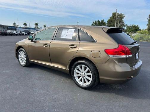 Golden 2010 Toyota Venza Base