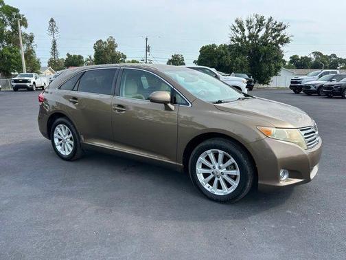 Golden 2010 Toyota Venza Base