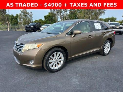 Golden 2010 Toyota Venza Base