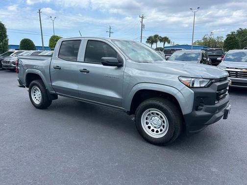 Sterling Gray Metallic 2025 Chevrolet Colorado WT