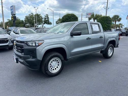 Sterling Gray Metallic 2025 Chevrolet Colorado WT
