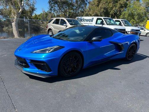 2025 Chevrolet Corvette Stingray w/2LT