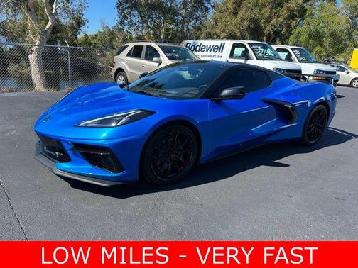 2025 Chevrolet Corvette Stingray w/2LT