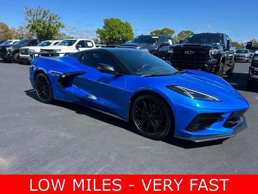 2025 Chevrolet Corvette Stingray w/2LT