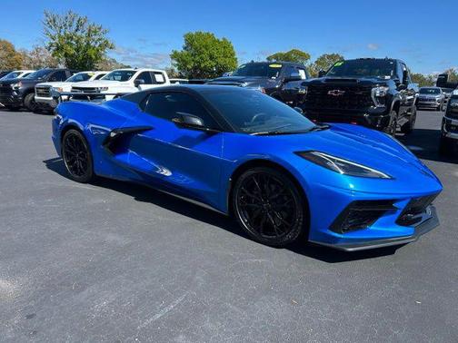 2025 Chevrolet Corvette Stingray w/2LT