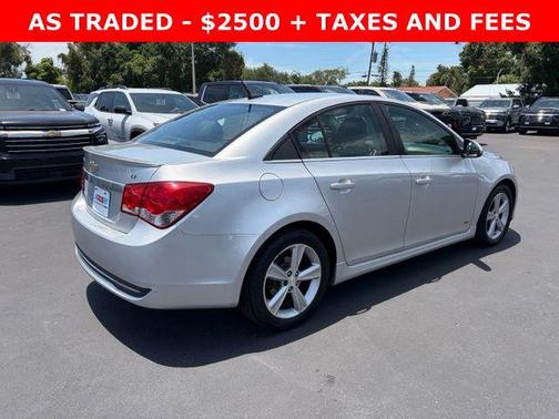 Silver Ice Metallic 2014 Chevrolet Cruze 2LT