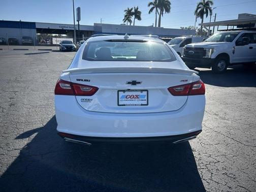 2022 Chevrolet Malibu FWD RS