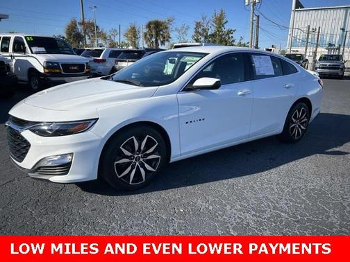 2022 Chevrolet Malibu FWD RS