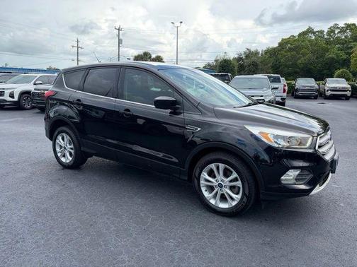 Agate Black Metallic 2019 Ford Escape SE