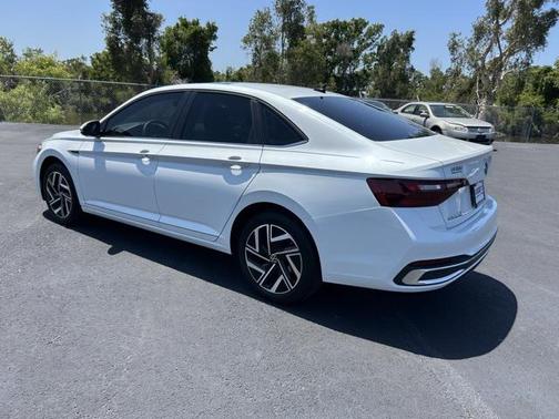 2024 Volkswagen Jetta 1.5T SEL