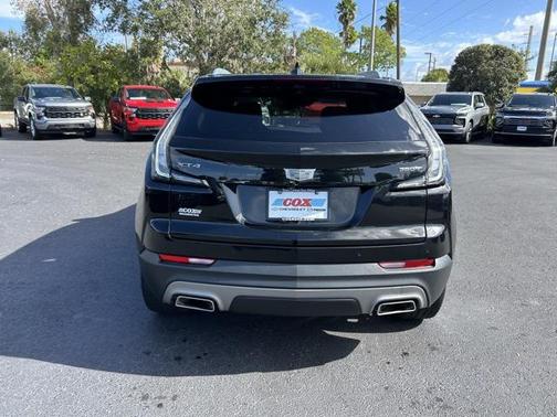 2021 Cadillac XT4 Premium Luxury