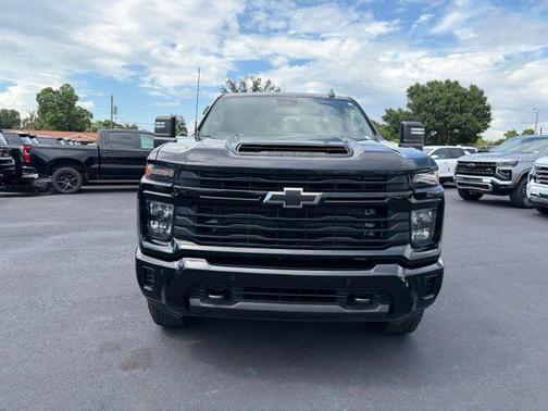 Black 2025 Chevrolet Silverado 2500 Custom