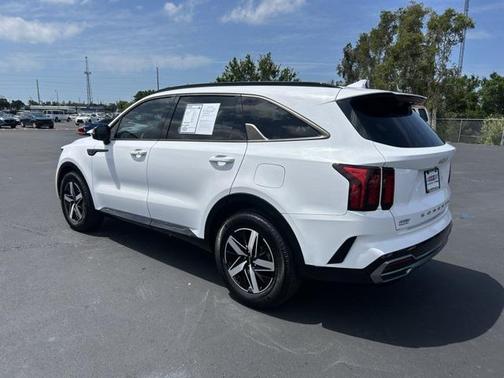 2022 Kia Sorento S