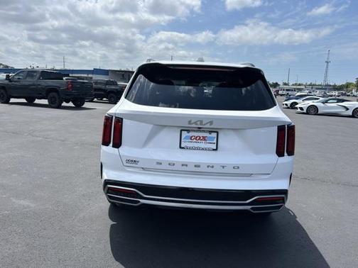 2022 Kia Sorento S