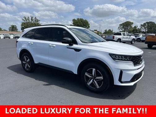 2022 Kia Sorento S