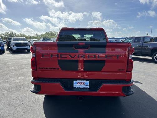 2024 Chevrolet Silverado 1500 Custom