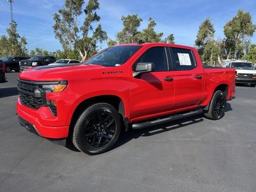 2024 Chevrolet Silverado 1500 Custom