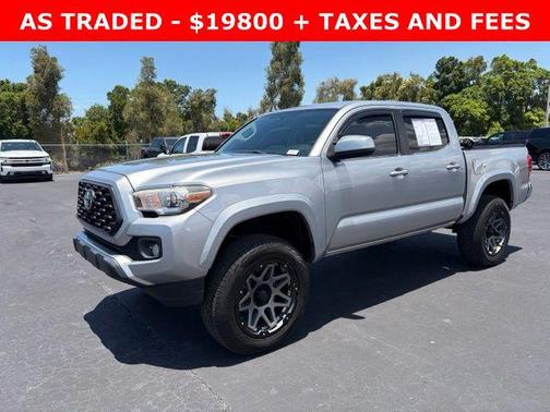 Silver Sky Metallic 2017 Toyota Tacoma SR5