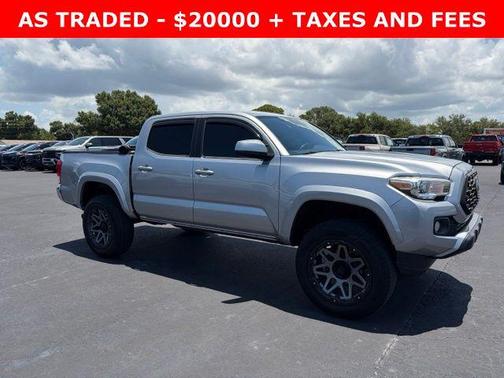 Silver Sky Metallic 2017 Toyota Tacoma SR5