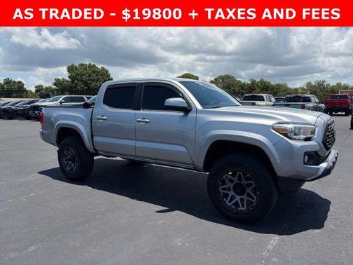 Silver Sky Metallic 2017 Toyota Tacoma SR5