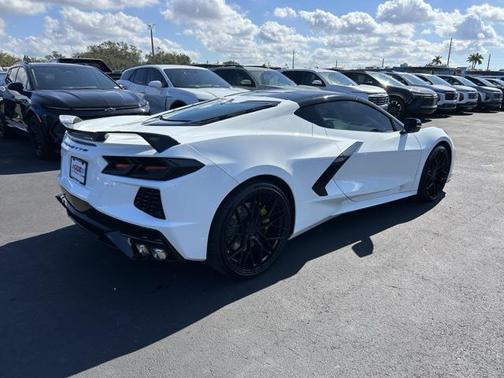 2020 Chevrolet Corvette Stingray w/3LT