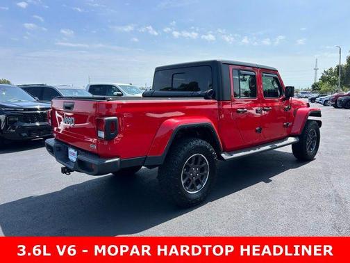2023 Jeep Gladiator Overland