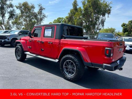 2023 Jeep Gladiator Overland